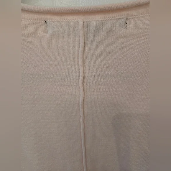 NWT XL Fench Connection Vneck Lightweight Long Sleeve Blush Pink Sweater - Picture 8 of 9